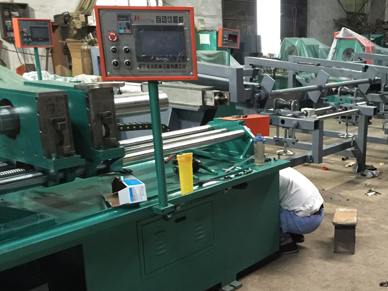 自動切管機(jī)